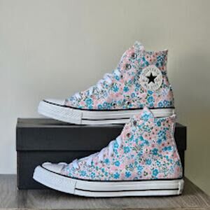 Converse Women's CTAS Ditzy Floral Print Hi Tops Size 7.5 Pink/ Blue A14980F NWT
